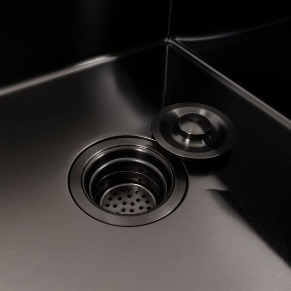 КОМПЛЕКТ Valeso Handmade мойка CM 65*50 R PVD черная + смеситель XK09B черный SP000051446 фото